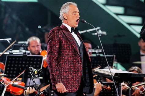 Andrea Bocelli announces first concert at Mohegan Sun in 15 years.